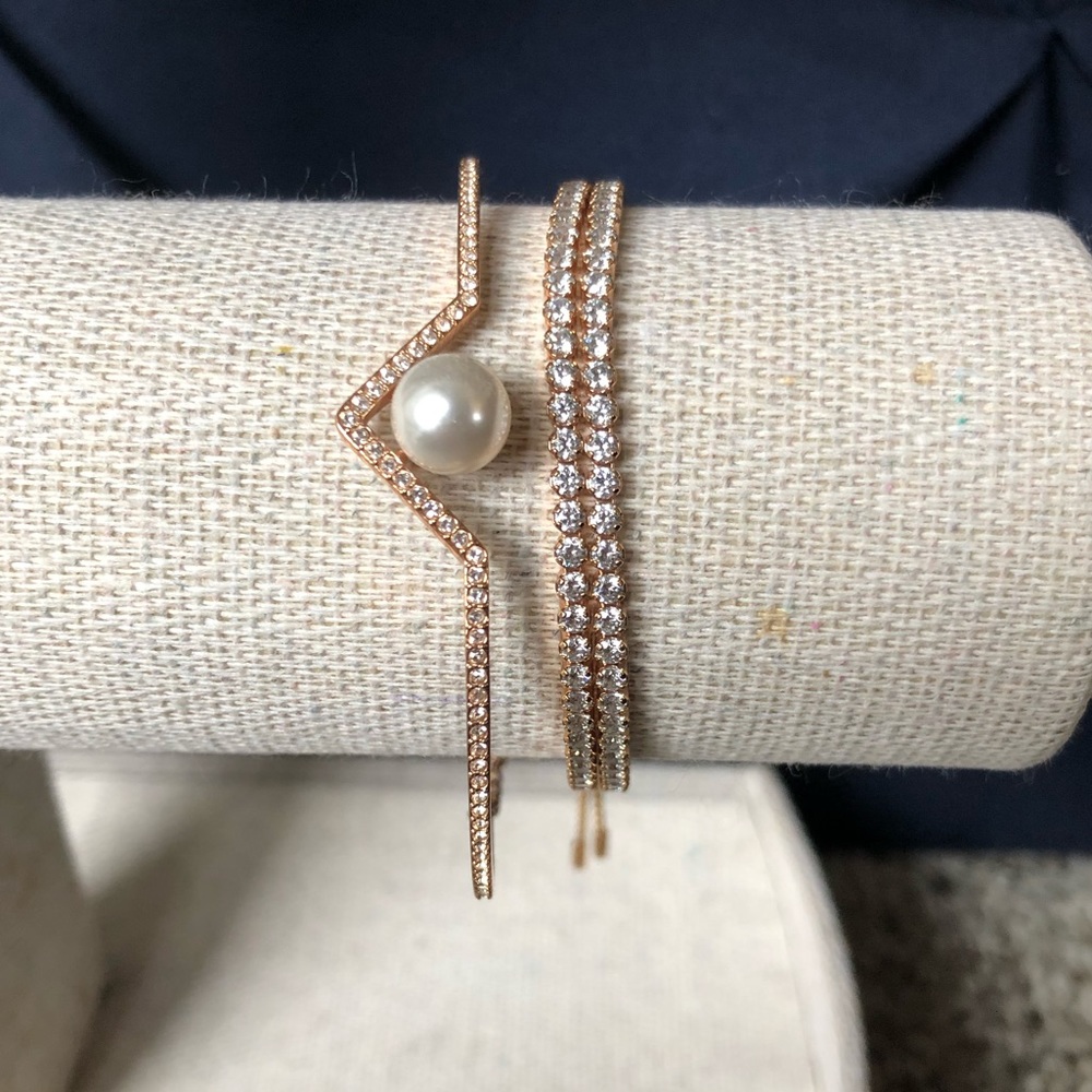 Rose gold Swarovski adjustable tennis bracelet - Picture 2 of 2